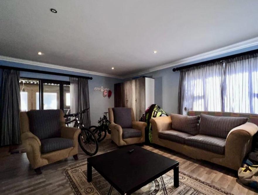 3 Bedroom Property for Sale in Vaalpark Free State